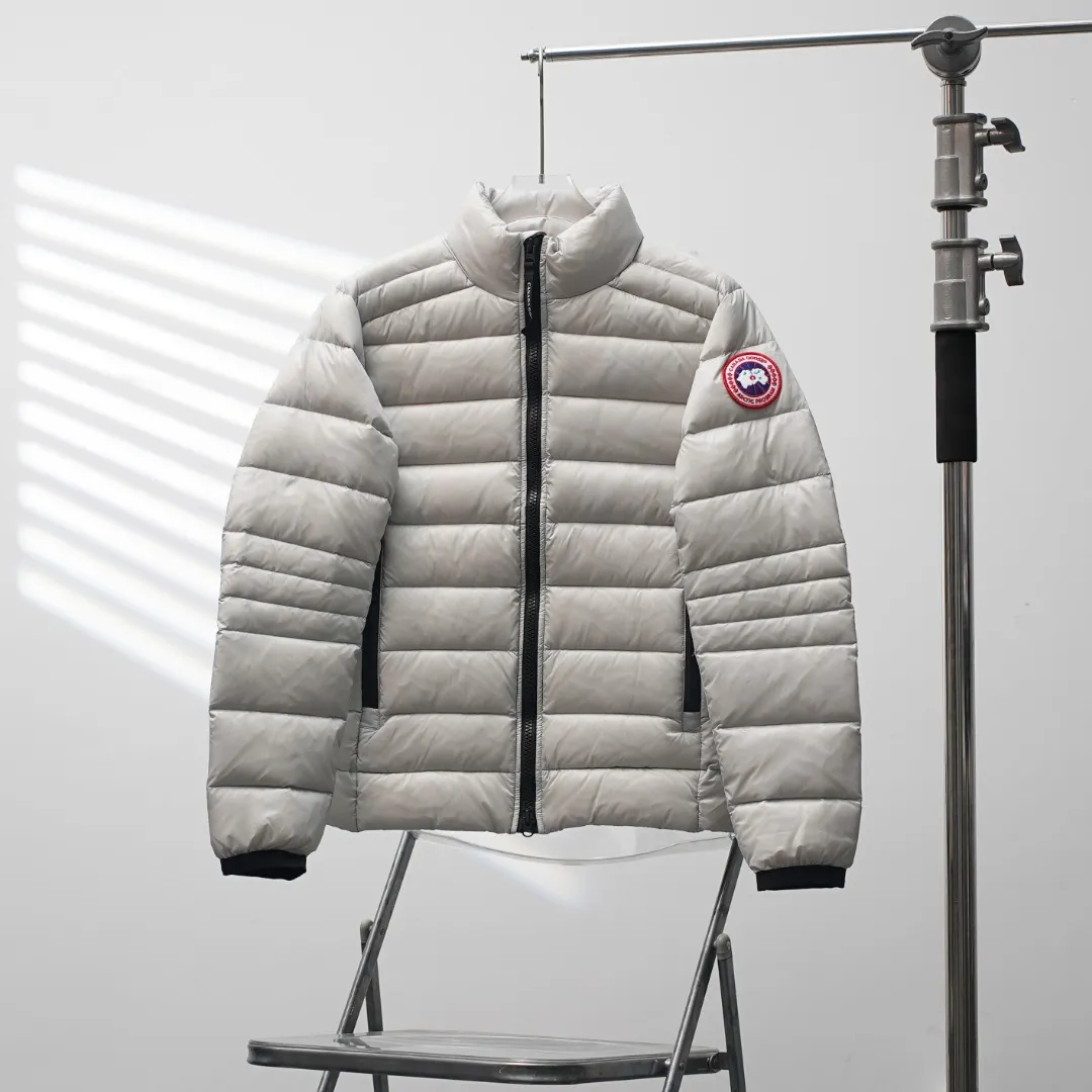 CANADA GOOSE 2228 ： Size：XS-XXL